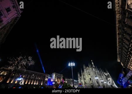 Milano, Italia. 28 aprile 2024. Veduta generale del Duomo di Milano vincitore del 20° Scudetto, il 28 dell'Avril 2024 allo stadio Giuseppe Meazza San Siro Siro di Milano, Italia. Foto Tiziano Ballabio credito: Tiziano Ballabio/Alamy Live News Foto Stock