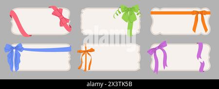 Cartellini con set di nastri regalo con fiocco colorato. Etichette vuote in cartone con nastri a nastro. Etichette di diverse forme isolate per regali di compleanno, feste di Natale decorazione pacchetto Vector Illustrazione Vettoriale