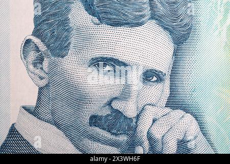 Nikola Tesla un ritratto di primo piano dal denaro serbo - Dinar Foto Stock