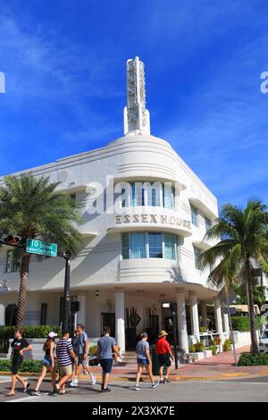 USA, Florida, Miami. Miami Beach, South Beach, quartiere Art Deco, Collins Avenue, Essex House hotel Foto Stock