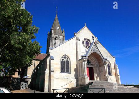 Francia, Parigi Ile de France, Yvelines (78), Conflans Sainte-Honorine, chiesa di Saint Maclou, torre Montjoie Foto Stock
