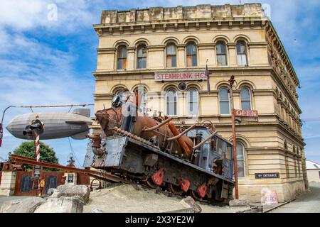 Oamaru nuova Zelanda 23 dicembre 2023: Il quartier generale di Steampunk è una collaborazione artistica e galleria nello storico distretto vittoriano di Oamaru Foto Stock