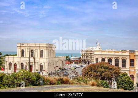 Oamaru nuova Zelanda 23 dicembre 2023: La vista del quartiere storico vittoriano di Oamaru. Ciascuno degli edifici, costruiti durante il periodo vittoriano, Foto Stock