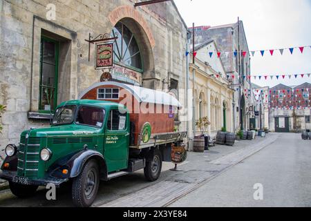 Oamaru nuova Zelanda 23 dicembre 2023: La vista del quartiere storico vittoriano di Oamaru. Ciascuno degli edifici, costruiti durante il periodo vittoriano, Foto Stock