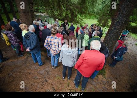 Paasmühle, Die Pflegestation für Eulen, Greifvögel und Wasservögel. 18.08.2019, EU, DEU, Deutschland, Nordrhein-Westfalen, Hattingen: Die Pflegestation fuer Eulen, Greifvoegel und Wasservoegel Paasmuehle. Tag der offenen Tuer. EU, DEU, Germania, Renania settentrionale-Vestfalia, Hattingen: Centro di cura per gufi, rapaci e uccelli acquatici Paasmuehle. Open Day. Foto Stock