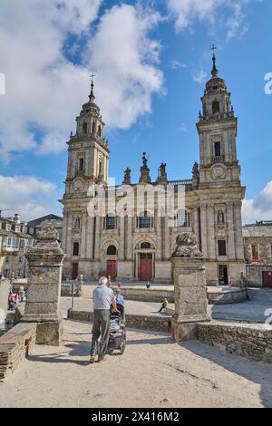 Lugo, Spagna - 29 aprile 2024: Tempio cattolico di Lugo, un tesoro architettonico in Galizia. Cattedrale di Lugo Foto Stock