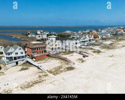 Vista delle case di lusso lungo la spiaggia di Hamptons Long Island New York Foto Stock