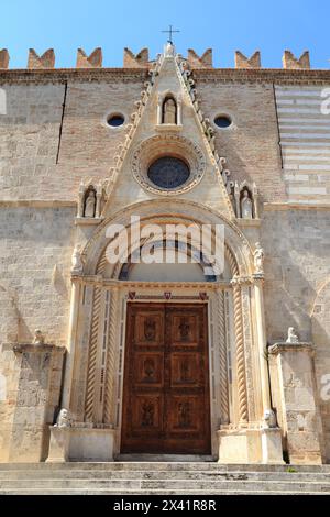 Cattedrale di Teramo, Italia. Duomo di Teramo, Cattedrale di Santa Maria Assunta Foto Stock