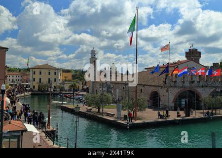 Porto di Lazise, Lago di Garda, Lago di Garda, Gardasee, Italia Foto Stock