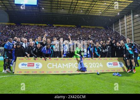 Deepdale, Preston lunedì 29 aprile 2024. Il Leicester City festeggia dopo il match del Campionato Sky Bet tra Preston North End e Leicester City a Deepdale, Preston, lunedì 29 aprile 2024. (Foto: James Holyoak | mi News) crediti: MI News & Sport /Alamy Live News Foto Stock