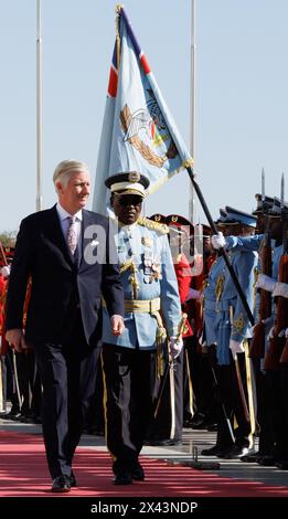 Windhoek, Namibia. 30 aprile 2024. Re Filippo - Filip del Belgio nella foto durante il benvenuto ufficiale alla Casa di Stato a Windhoek, Namibia, martedì 30 aprile 2024, durante una visita ufficiale del re belga in Namibia. BELGA PHOTO BENOIT DOPPAGNE credito: Belga News Agency/Alamy Live News Foto Stock