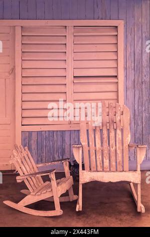 Un'immagine a infrarossi di tipici edifici di fattoria nelle piccole piantagioni che si trovano a Vinales, Cuba e nei dintorni Foto Stock