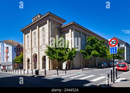 Le Havre, Francia - 5 agosto 2020: Chiesa riformata nel centro della città. Foto Stock