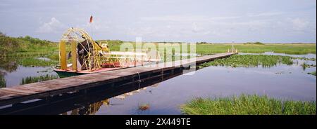 Idroscivolante a Miccosukee Tribe Island, US Highway 41, Miami, Everglades, Florida, STATI UNITI Foto Stock