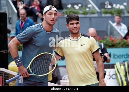 Madrid, Spagna. 30 aprile 2024. Tennis ATP: Mutua Madrid Open tennis, turno 16, Jan-Lennard Struff (GER) V Carlos Alcaraz (ESP). Crediti: EnriquePSans/Alamy Live News Foto Stock