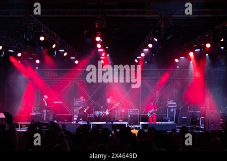 Spider Murphy Gang, EHC - Rock in den mai am 30.04.2024 a Königsbrunn, Pharmpur Eisarena. Bayern Deutschland *** Spider Murphy Gang, EHC Rock into May on 30 04 2024 a Königsbrunn, Pharmpur Eisarena Bayern Germania Foto Stock