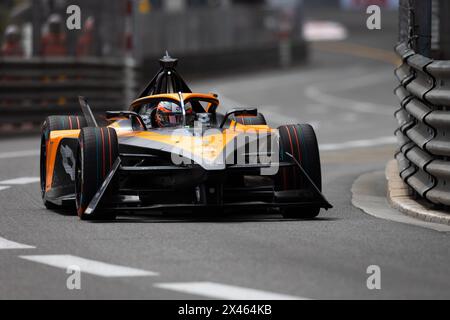 08 BARNARD Taylor (gbr), NEOM McLaren Formula e Team, Nissan e-4ORCE 04, azione durante l'ePrix di Monaco 2024, 6° appuntamento del Campionato Mondiale ABB FIA Formula e 2023-24, sul circuito di Monaco dal 25 al 27 aprile 2024 a Monaco - foto André Ferreira / DPPI Foto Stock