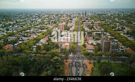 Città di Mendoza, Argentina. Vista aerea, guardando verso est. Foto Stock