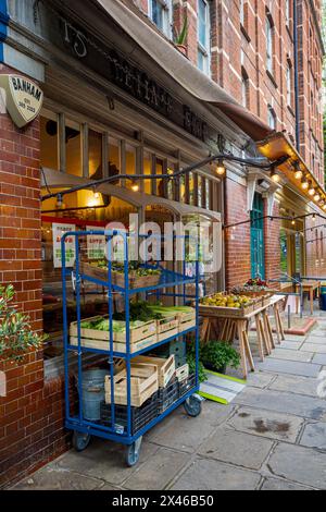 Leilaa's Shop London - negozio di alimentari e caffetteria di Leila McAlister nei pressi di Arnold Circus a Londra, Shoreditch. Leilaa's Shop Calvert Ave Bethnal Green, Foto Stock