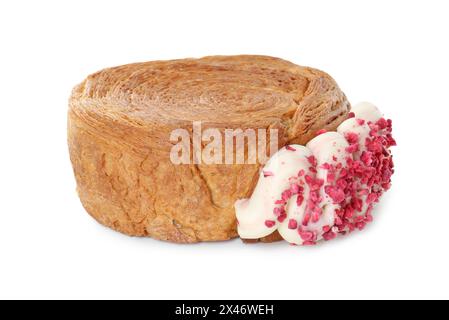 Croissant rotondo con crema isolata su bianco. Gustosa pasta sfoglia Foto Stock