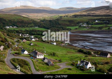 Fattorie sulle colline scozzesi nell'isola di skye. Foto Stock