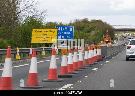 Costruzione di nuove aree di emergenza autostradali intelligenti sull'autostrada M1 - Inghilterra, Regno Unito Foto Stock