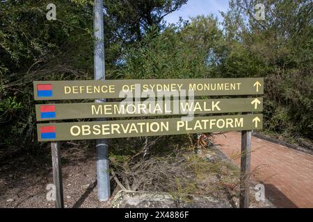 L'Australia's Memorial Walk al North Head Sanctuary Manly Sydney onora coloro che hanno servito e sostenuto la difesa dell'Australia durante i conflitti passati Foto Stock