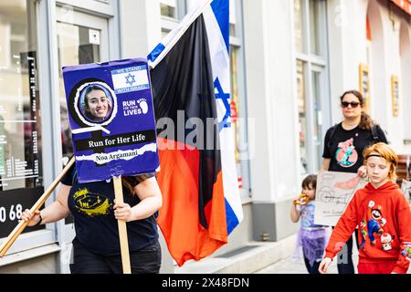 Monaco, Germania. 1° maggio 2024. Migliaia di persone si sono riunite a Monaco, in Germania, per la dimostrazione sindacale per la giornata internazionale dei lavoratori. (Foto di Alexander Pohl/Sipa USA) credito: SIPA USA/Alamy Live News Foto Stock