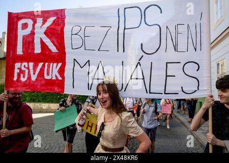 Praga, Repubblica Ceca. 1° maggio 2024. Majales Student Event a Praga, Repubblica Ceca, 1 maggio 2024. Crediti: Ondrej Deml/CTK Photo/Alamy Live News Foto Stock