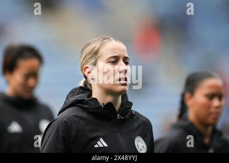 Courtney Nevin del Leicester City Women si scalda davanti al Barclays WomenÕs Super League match tra Leicester City e Manchester United. Foto Stock