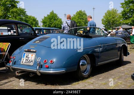 Porsche 356 1500 Super Cabriolet , 41. MaiKäferTreffen, Hannover, Niedersachsen, Deutschland *** Porsche 356 1500 Super Cabriolet , 41 MaiKäferTreffen, Hannover, bassa Sassonia, Germania Foto Stock