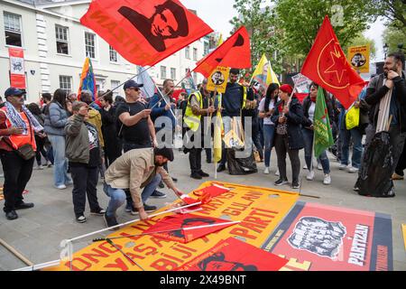 Londra, Regno Unito, 1° maggio 2024. I manifestanti partecipano alla manifestazione annuale dei lavoratori del giorno di maggio. Foto Stock