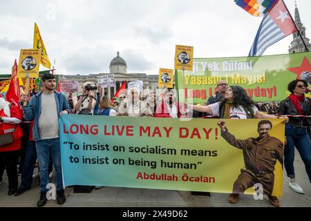 Londra, Regno Unito. Maggio 2024. Persone in una manifestazione a Trafalgar Square il giorno di maggio, giornata internazionale dei lavoratori. L'evento annuale è stato celebrato per oltre 130 anni a Londra in solidarietà con la classe operaia. Eventi simili si stanno svolgendo in altri paesi. Crediti: Stephen Chung / Alamy Live News Foto Stock