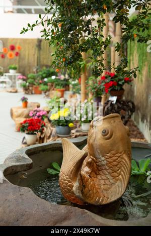 Una vista interna della display Plant House all'interno del Forsgate Conservatory nel Parco di Hong Kong. Foto Stock