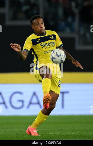 Michael Folorunsho dell'Hellas Verona durante la partita di serie A tra SS Lazio e Hellas Verona allo stadio Olimpico di Roma (Italia), 27 aprile 2024. Foto Stock