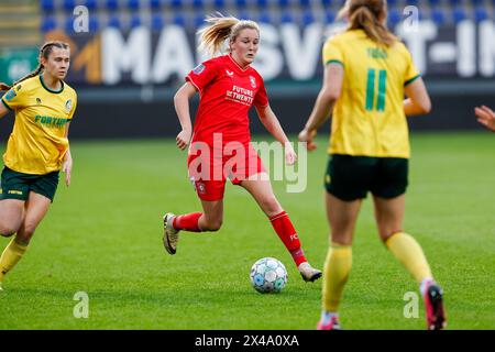 SITTARD - 01-05-2024, stadio fortuna Sittard, calcio, Azerion Vrouwen Eredivisie olandese, stagione 2023 - 2024. Fortuna Sittard - FC Twente (donna), giocatore FC Twente Leonie Vliek crediti: Pro Shots/Alamy Live News Foto Stock