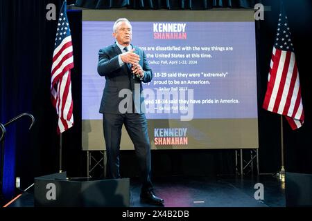 New York, Stati Uniti. 1° maggio 2024. Robert F. Kennedy Jr. Ha parlato ad una conferenza stampa a Brooklyn, New York. Credito: SOPA Images Limited/Alamy Live News Foto Stock