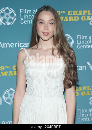 Ella Beatty partecipa al 49° Chaplin Award in onore di Jeff Bridges al Lincoln Center di New York il 29 aprile 2024 Foto Stock