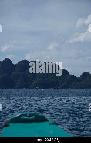 Splendida vista quando si esplorano le vicine isole di Coron, Palawan, Filippine Foto Stock