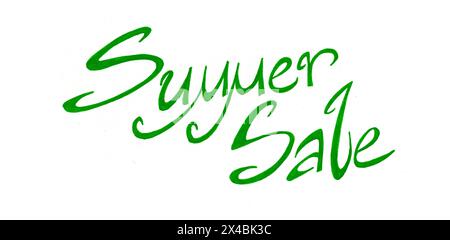 Promozione estiva Lettering in verde. Isolato su sfondo bianco. Calligrafia. Carattere corsivo. Lettere serif contorte. Foto Stock