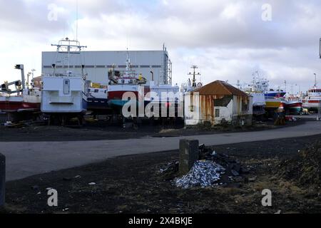 Barche da pesca a Reykjanesbaer, vicino a Keflavik, Islanda Foto Stock