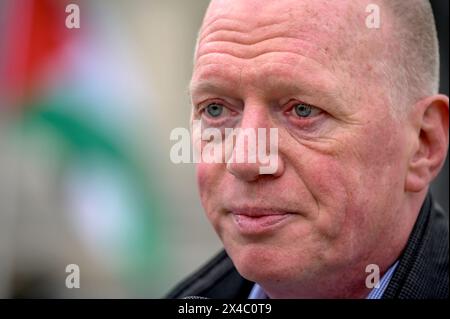 Matt Wrack (presidente del TUC e Gen sec FBU) alla marcia del giorno di maggio di Londra a Trafalgar Square Londra, Regno Unito, 1° maggio 2024. Foto Stock