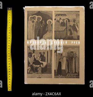 Old Russian Painting di Smirnova, pubblicato per la prima volta nel 1970 in URSS. Foto Stock