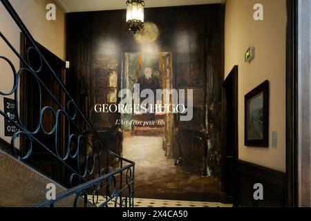 Casa di Victor Hugo, un museo di casa dello scrittore in Place des Vosges di Parigi, Francia. Le opere dell'artista e nipote di Victor Hugo. Foto Stock