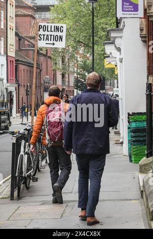 Londra, Regno Unito. 2 maggio 2024. La stazione elettorale di Great Peter Street a Westminster questo pomeriggio. Crediti: Imageplotter/Alamy Live News Foto Stock