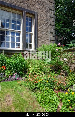 Inghilterra, West Yorkshire, Haworth, Brontë Parsonage Museum (dettaglio giardino) Foto Stock