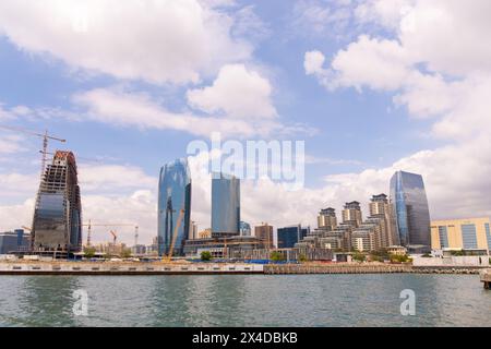 Baku. Azerbaigian. 05.27.2021. Costruzione di edifici nel centro della città. Foto Stock