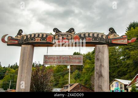 Canada, British Columbia, Inside Passage. Accesso di benvenuto a Namgis First Nation in Alert Bay. (Solo per uso editoriale) Foto Stock