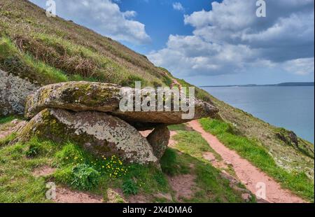 King's Quoit, Manorbier Beach, Manorbier, Pembrokeshire, Galles Foto Stock