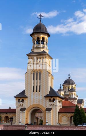 Romania, Alba Iulia. Cittadella di Alba Carolina, fortezza a forma di stella, torre della chiesa con campana. Foto Stock